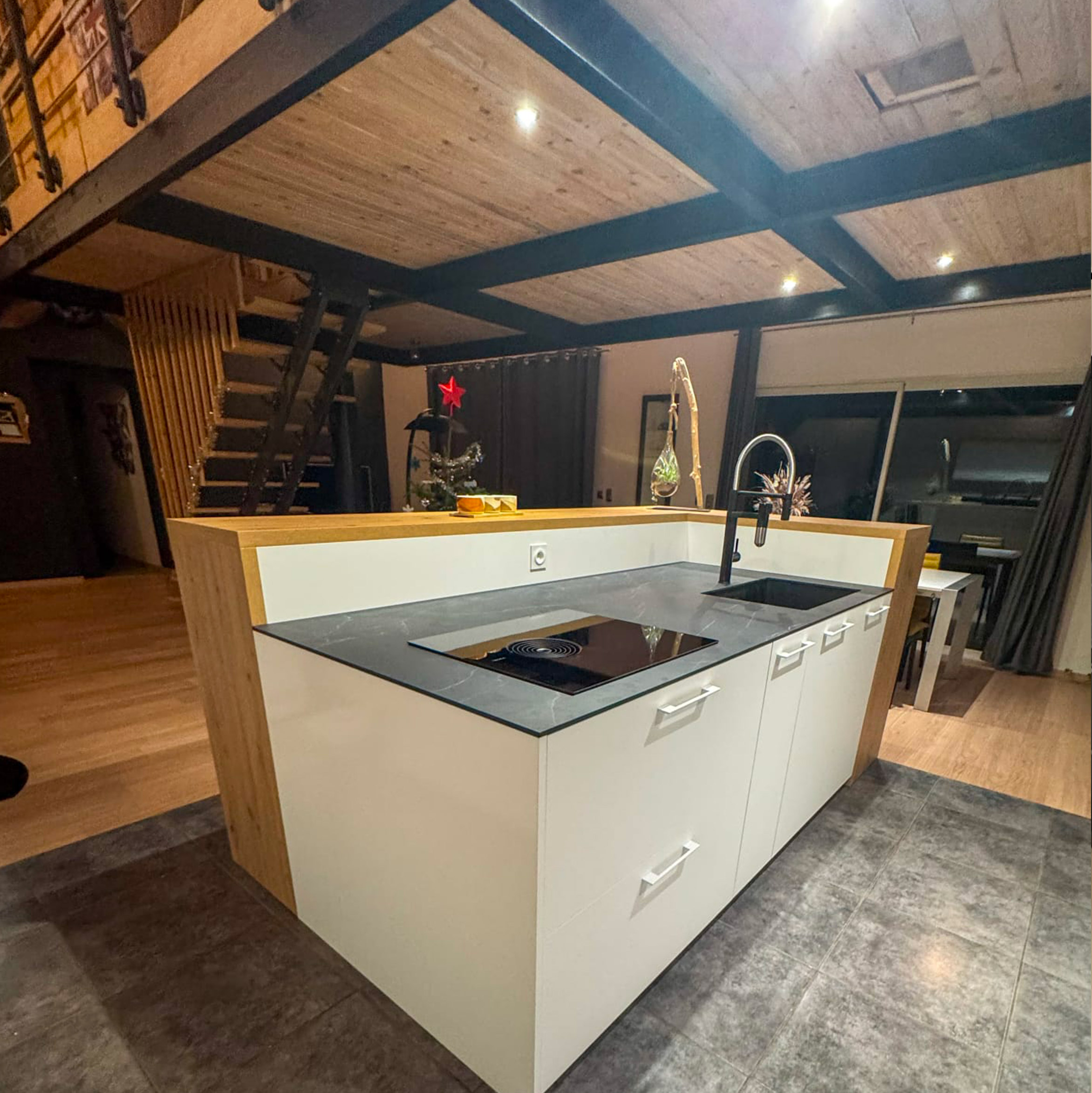 Nos Réalisations de Cuisines sur-mesure : Découvrez nos projets ...