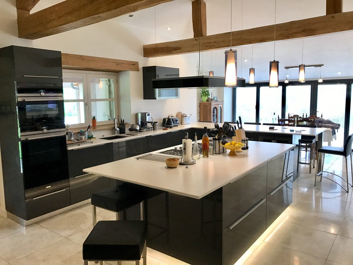 Nos Réalisations de Cuisines sur-mesure : Découvrez nos projets ...